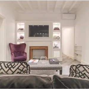 Reale Luxury , Rome Italy
